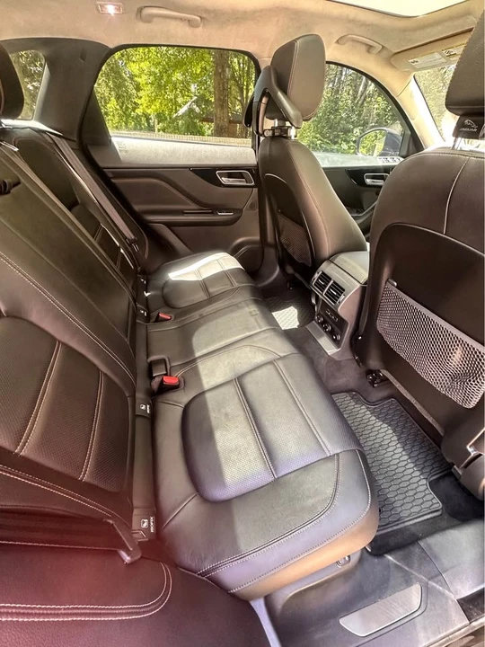 2019 Jaguar F-Pace - Image 8 of 20