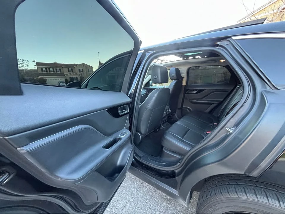 2019 Jaguar F-Pace - Image 16 of 20