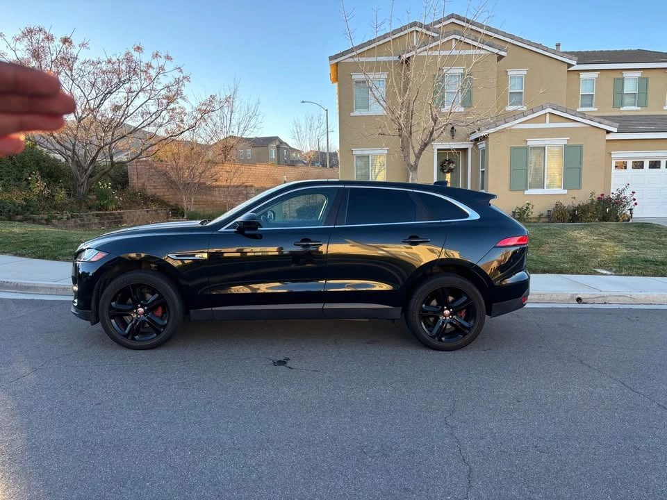 2019 Jaguar F-Pace - Image 3 of 20