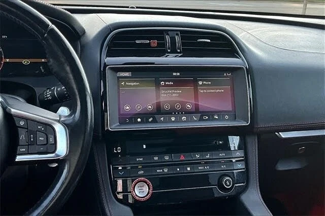 2019 Jaguar F-Pace - Image 9 of 16