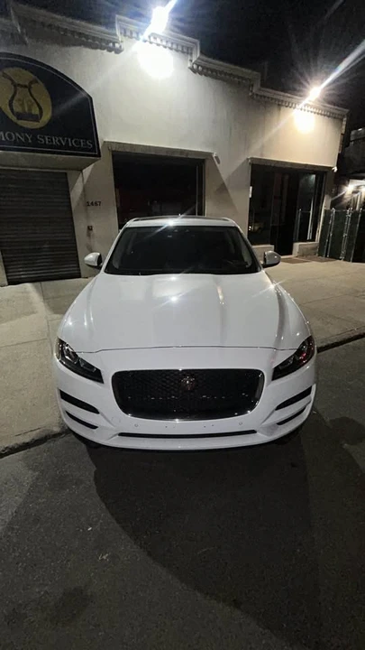 2019 Jaguar F-Pace - Image 7 of 11