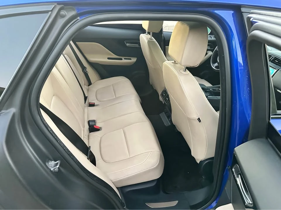 2019 Jaguar F-Pace - Image 17 of 18