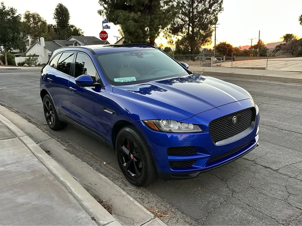 2019 Jaguar F-Pace - Image 8 of 18