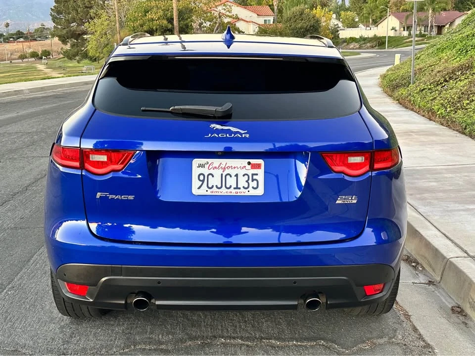 2019 Jaguar F-Pace - Image 5 of 18