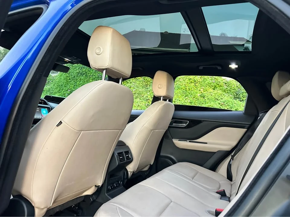 2019 Jaguar F-Pace - Image 14 of 18