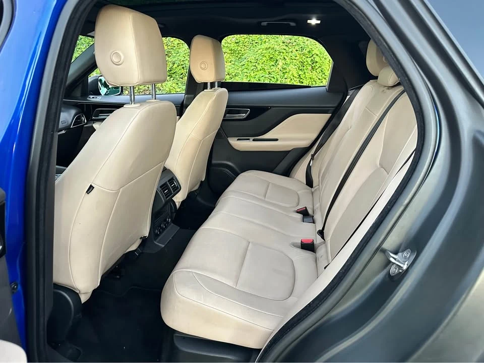 2019 Jaguar F-Pace - Image 15 of 18