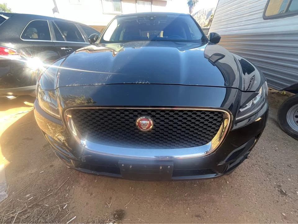 2019 Jaguar F-Pace - Image 2 of 10