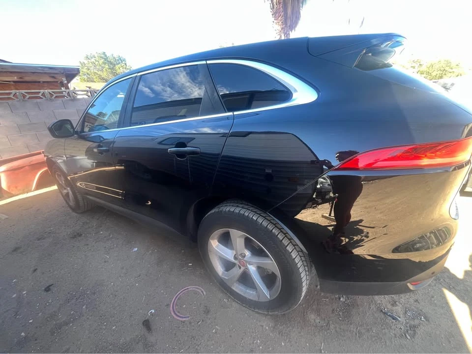 2019 Jaguar F-Pace - Image 5 of 10