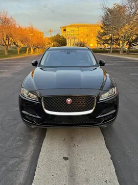 2019 Jaguar F-Pace 25t