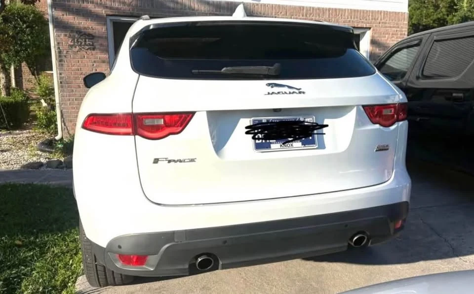 2019 Jaguar F-Pace - Image 4 of 14