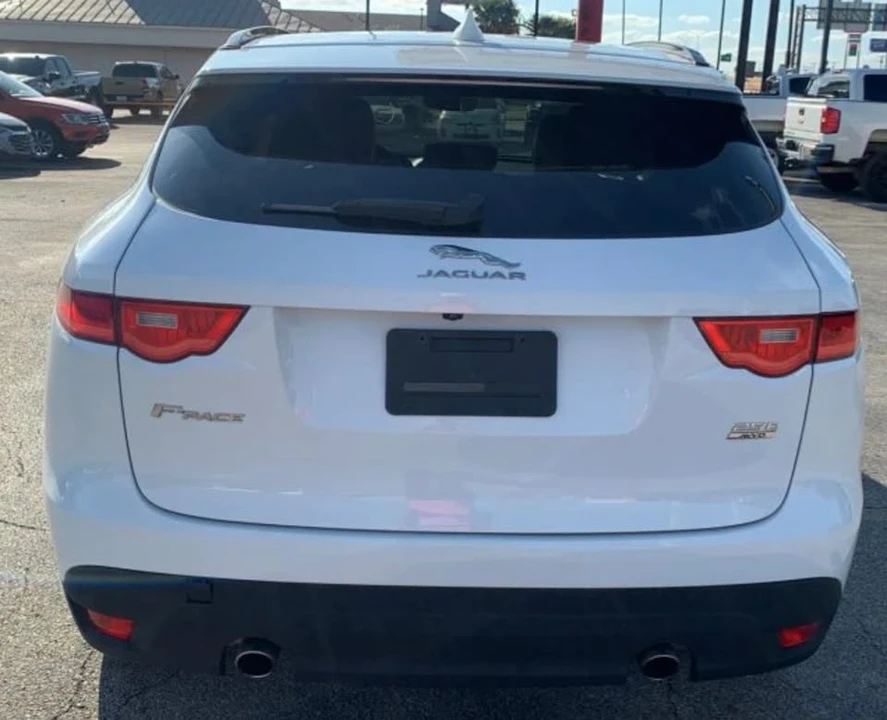 2019 Jaguar F-Pace - Image 7 of 12