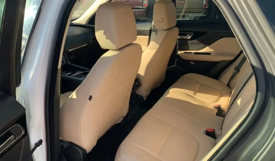 2019 Jaguar F-Pace - Image 9 of 12