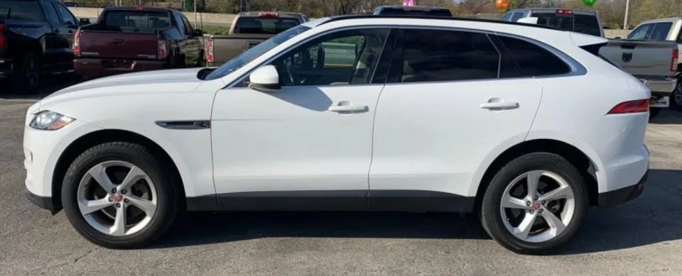 2019 Jaguar F-Pace - Image 3 of 12