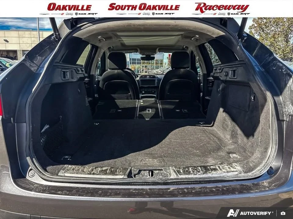 2019 Jaguar F-Pace - Image 6 of 16