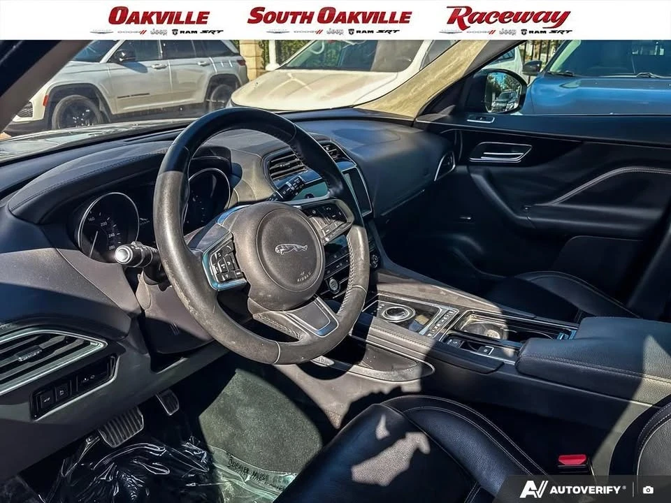 2019 Jaguar F-Pace - Image 8 of 16