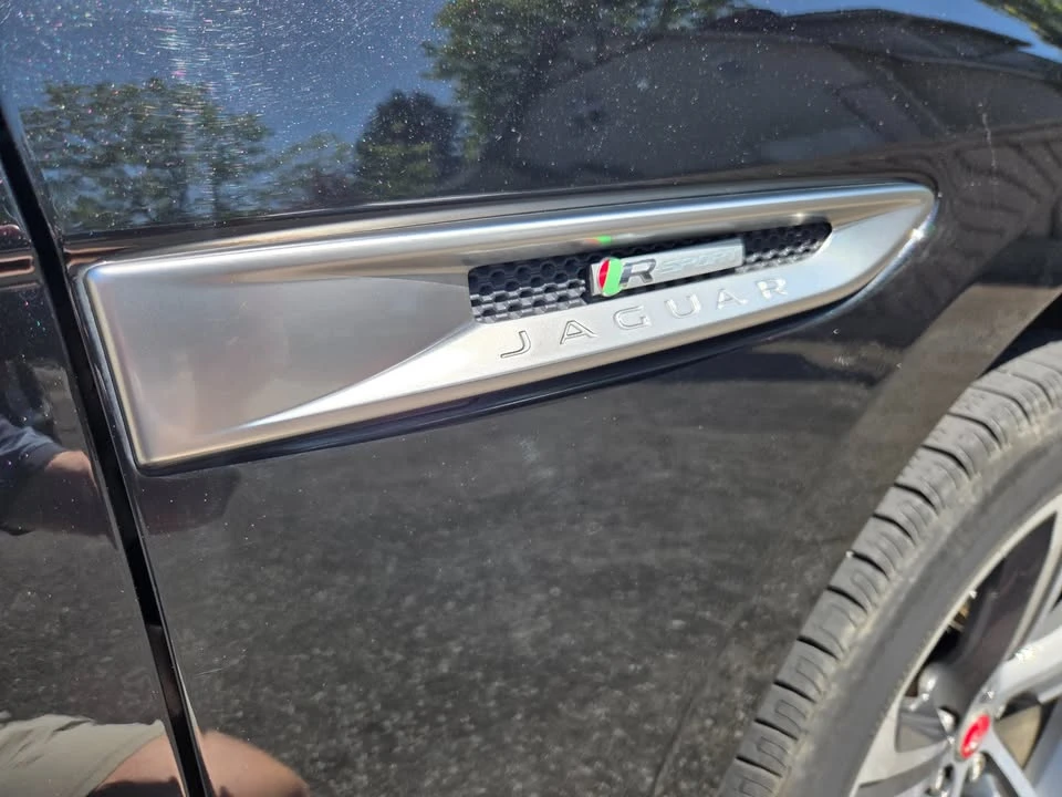 2019 Jaguar F-Pace - Image 2 of 14