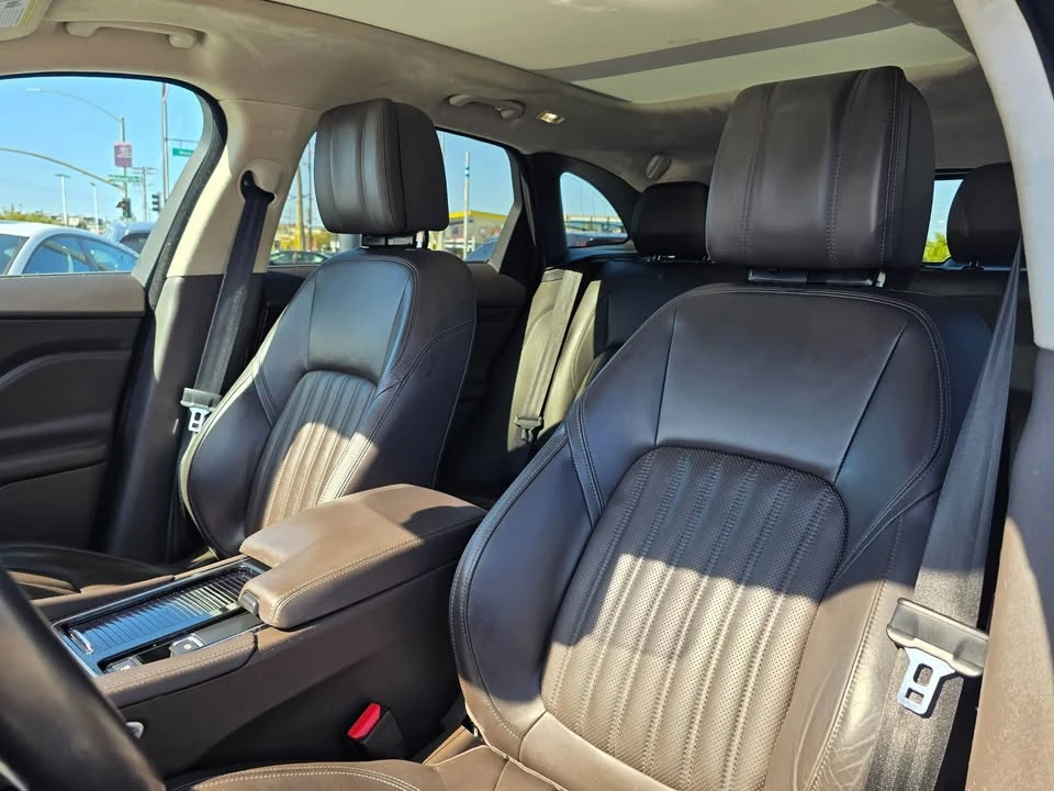 2019 Jaguar F-Pace - Image 16 of 19