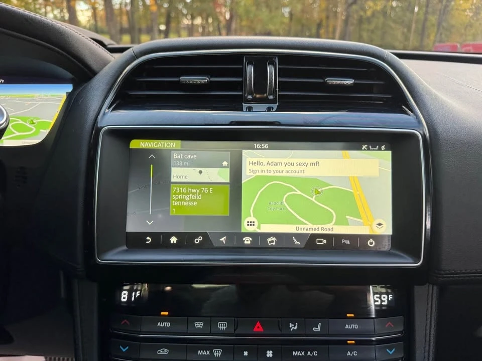 2019 Jaguar F-Pace - Image 14 of 19