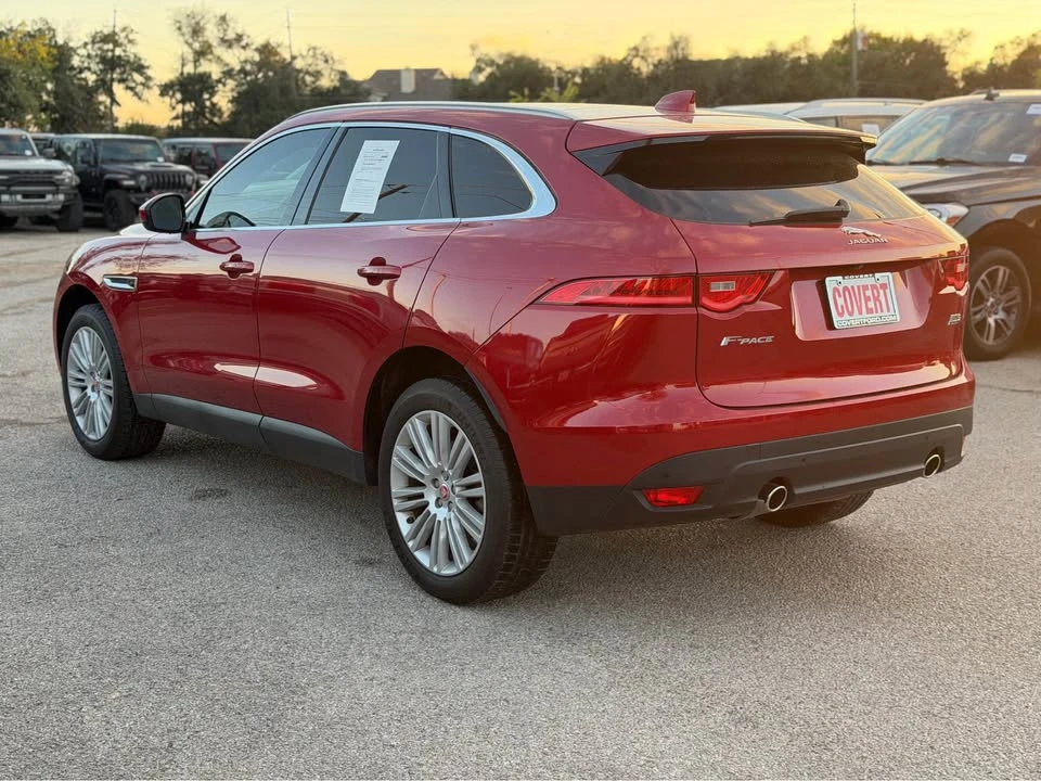 2019 Jaguar F-Pace - Image 4 of 10