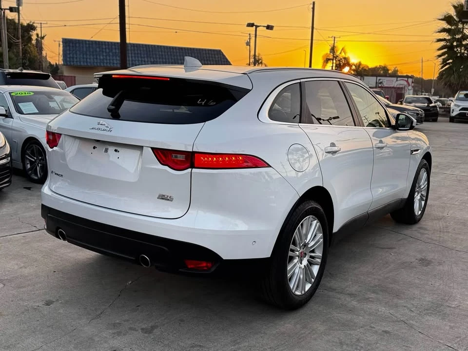 2019 Jaguar F-Pace - Image 5 of 20