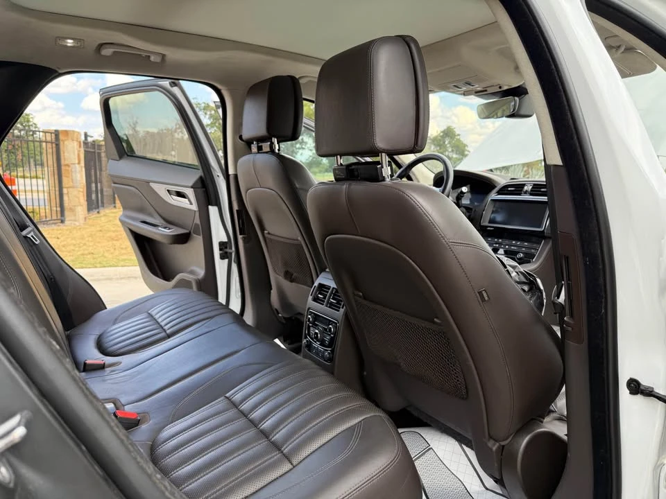 2019 Jaguar F-Pace - Image 10 of 20