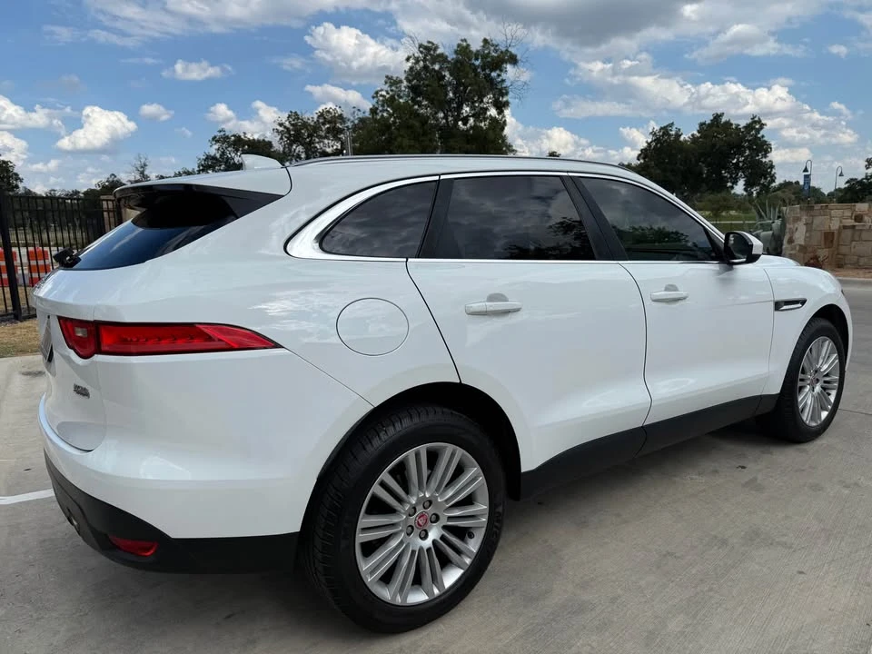 2019 Jaguar F-Pace - Image 5 of 20