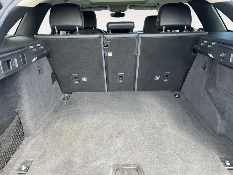 2019 Jaguar F-Pace - Image 7 of 9