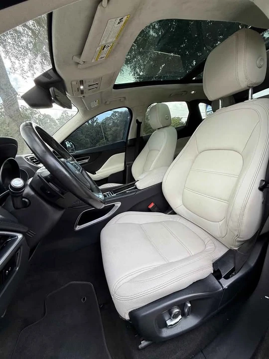 2019 Jaguar F-Pace - Image 12 of 19
