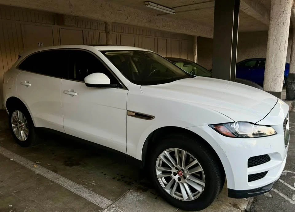2019 Jaguar F-Pace - Image 3 of 4