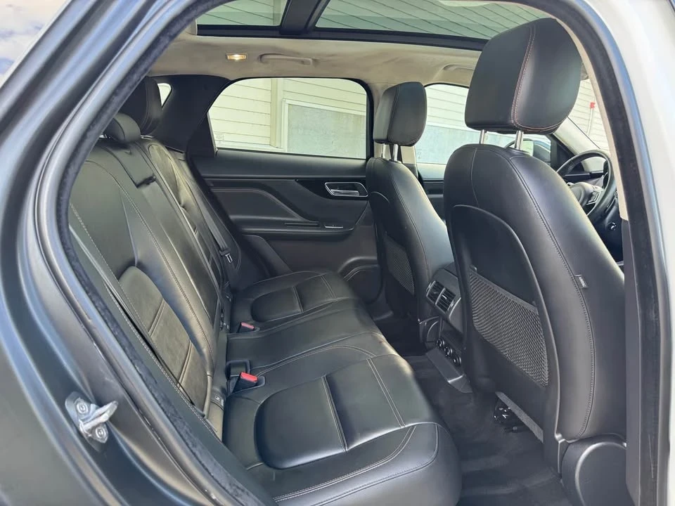 2019 Jaguar F-Pace - Image 17 of 19