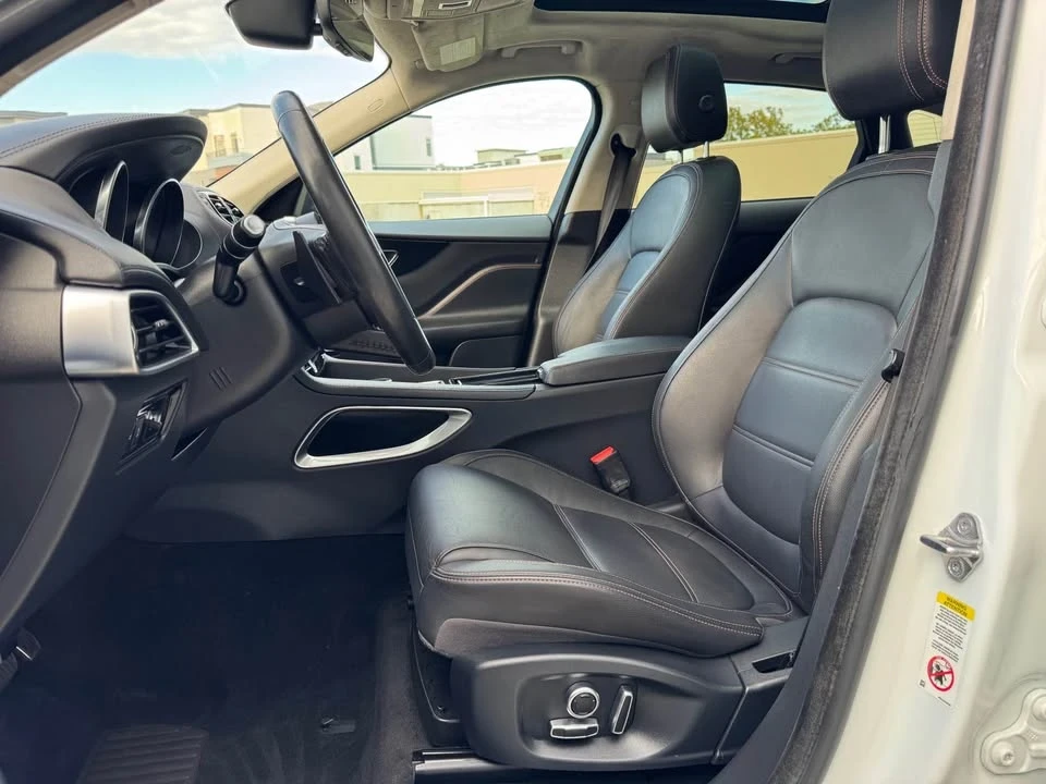 2019 Jaguar F-Pace - Image 7 of 19