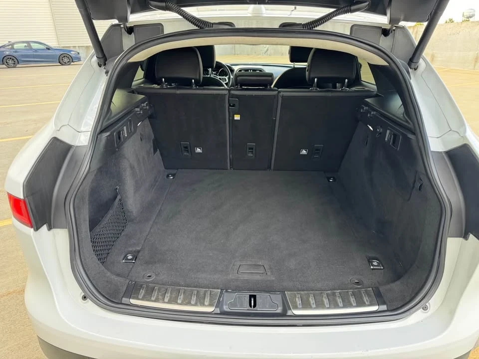2019 Jaguar F-Pace - Image 16 of 19