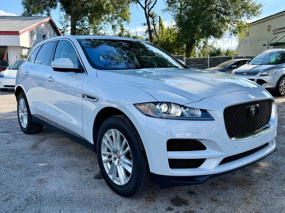 2019 Jaguar F-Pace - Image 3 of 20
