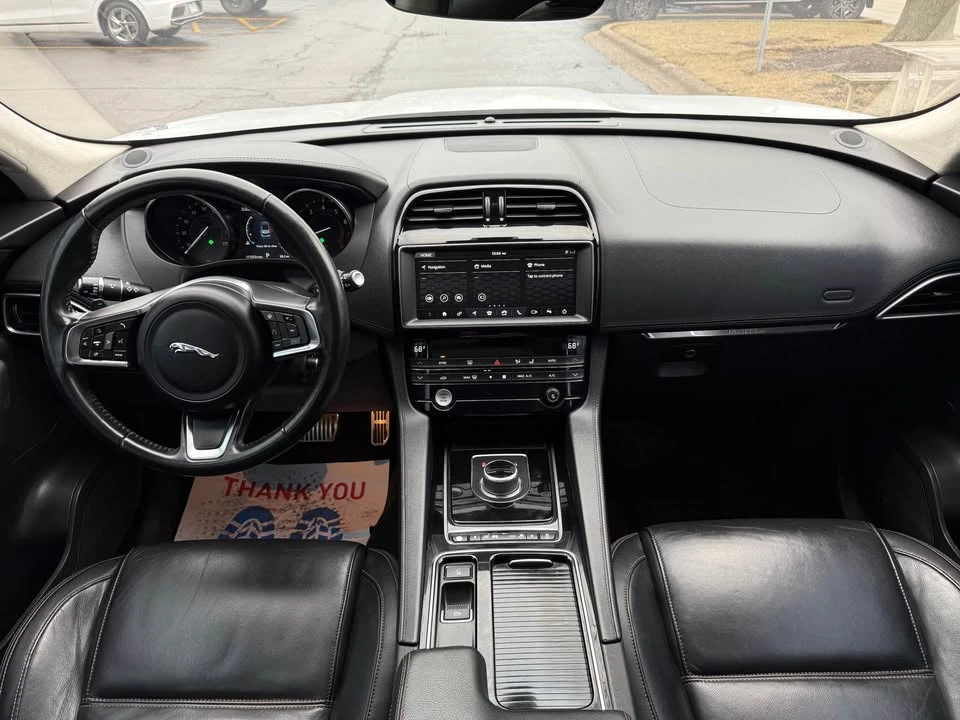 2019 Jaguar F-Pace - Image 11 of 20