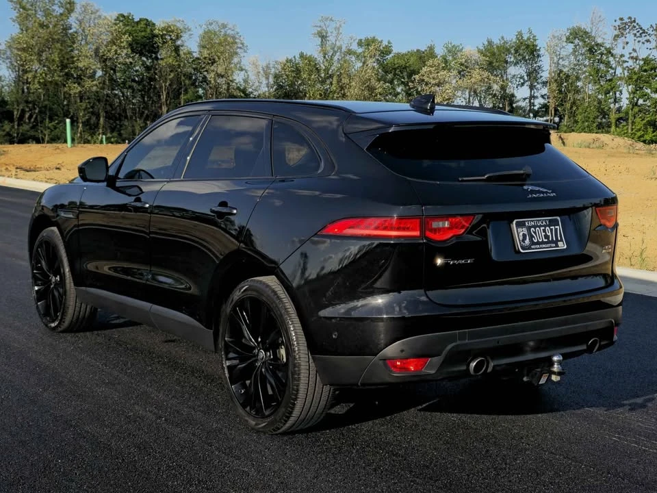 2019 Jaguar F-Pace - Image 6 of 15