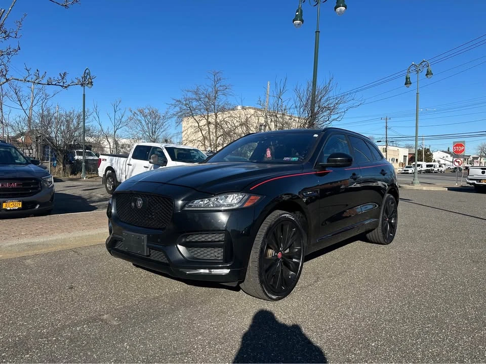 2019 Jaguar F-Pace - Image 2 of 12
