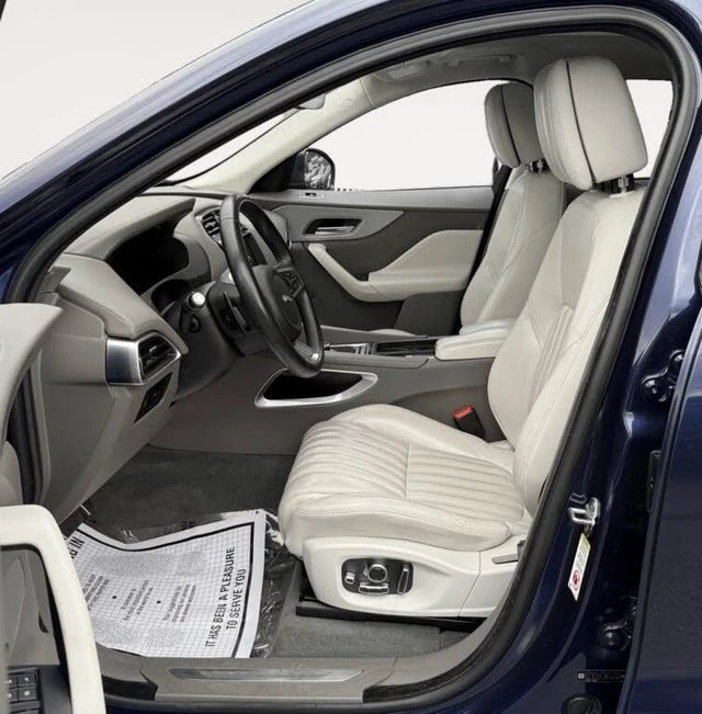 2019 Jaguar F-Pace - Image 9 of 12