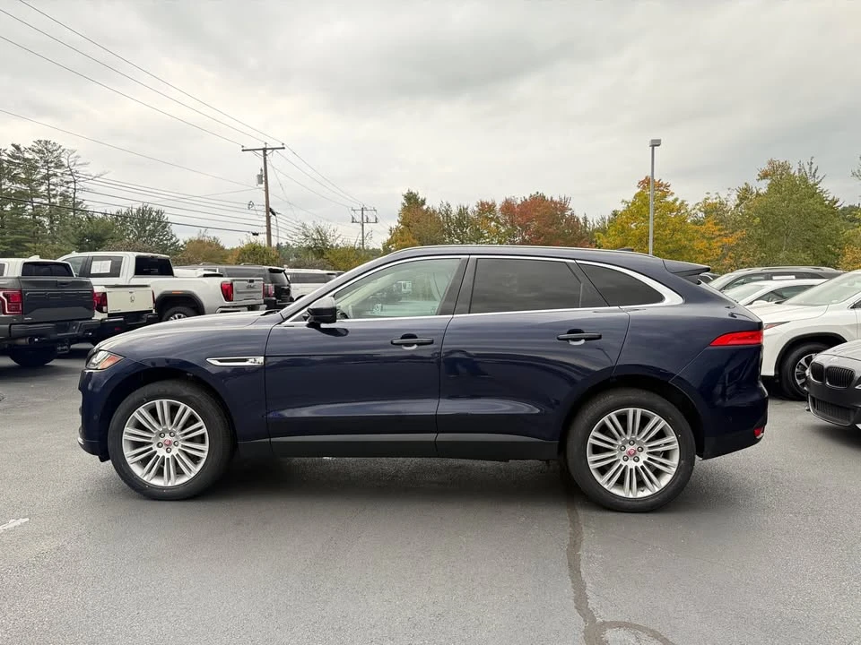 2019 Jaguar F-Pace - Image 2 of 12