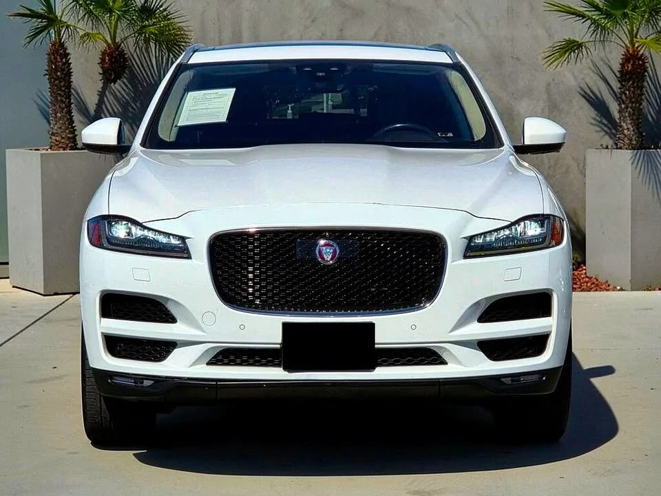 2019 Jaguar F-Pace - Image 2 of 20