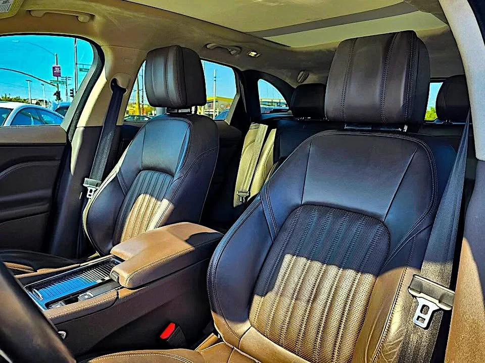 2019 Jaguar F-Pace - Image 11 of 20