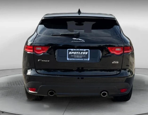 2019 Jaguar F-Pace - Image 5 of 12