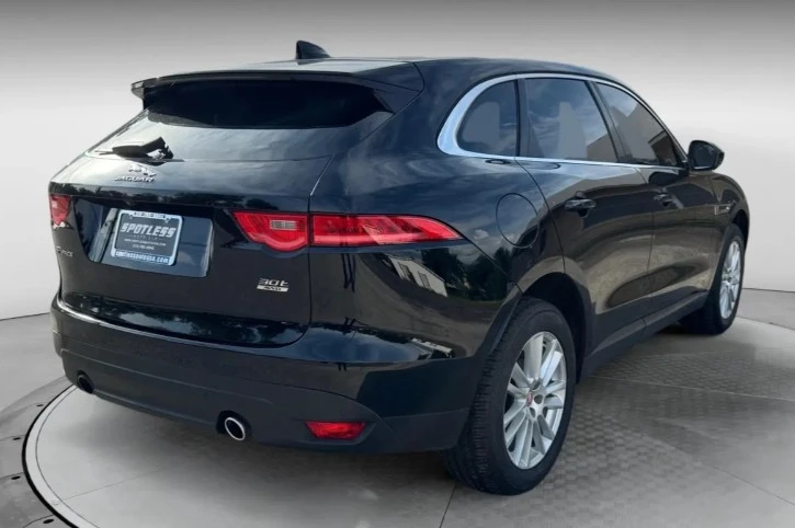 2019 Jaguar F-Pace - Image 6 of 12