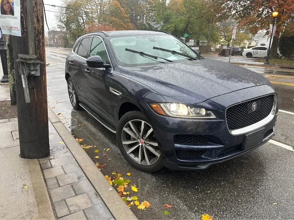 2019 Jaguar F-Pace - Image 6 of 18