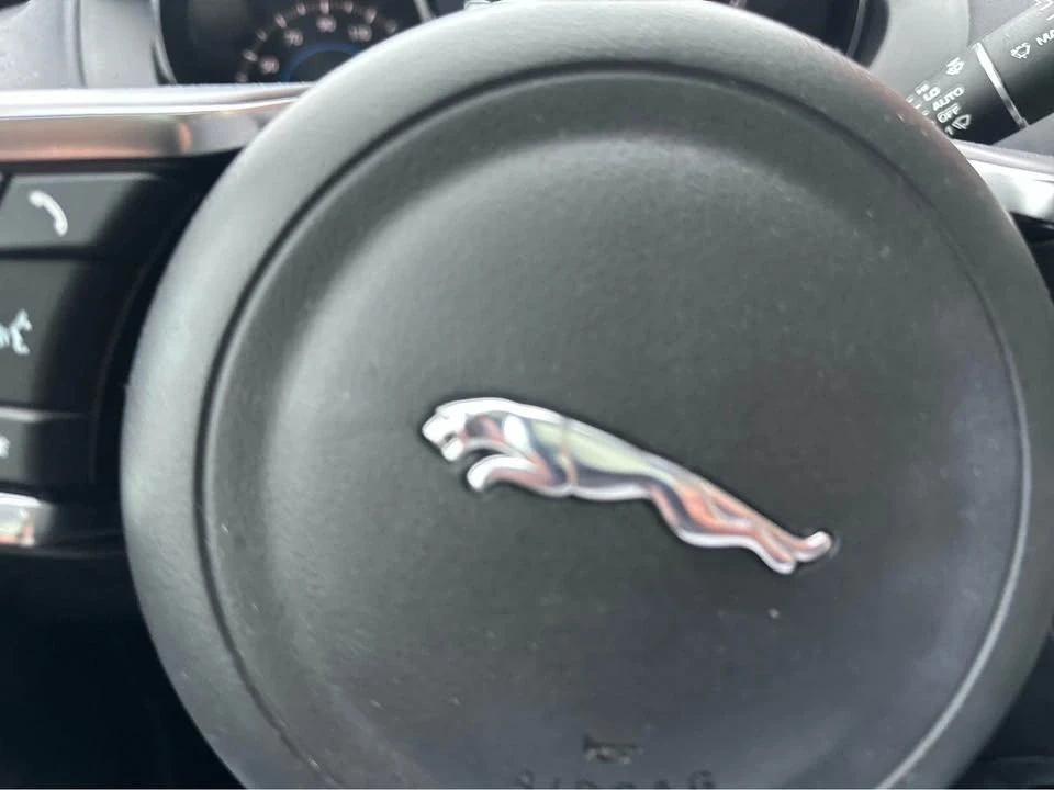 2019 Jaguar F-Pace - Image 18 of 18