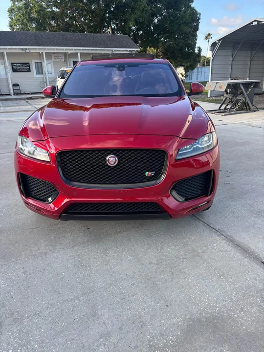 2019 Jaguar F-Pace - Image 17 of 20