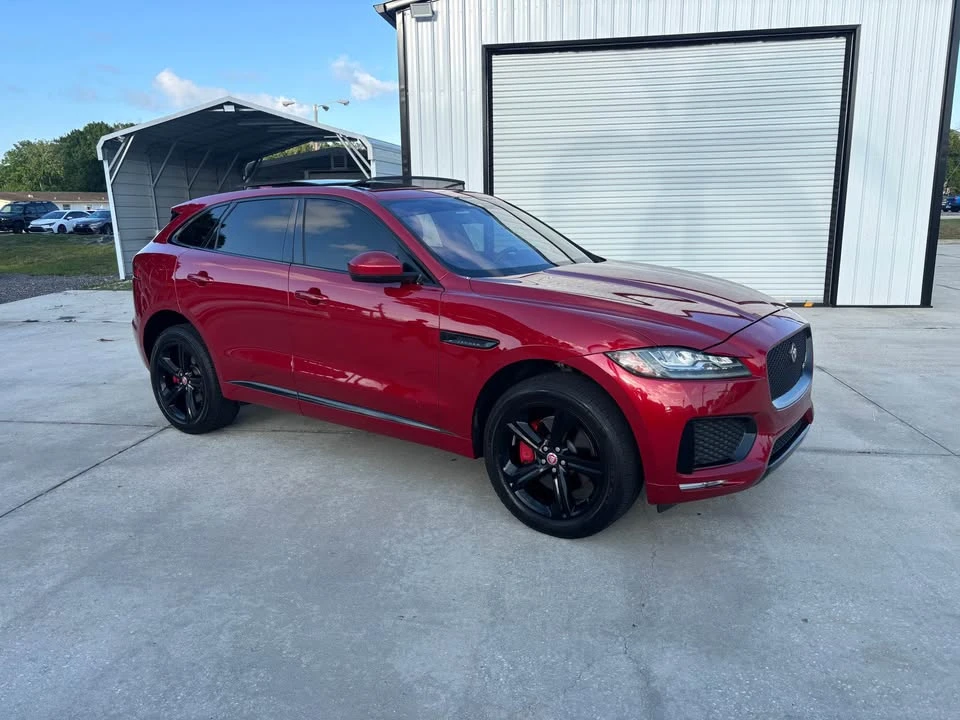 2019 Jaguar F-Pace - Image 14 of 20