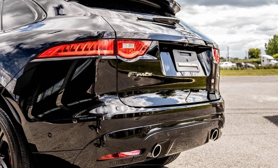 2019 Jaguar F-Pace - Image 4 of 7