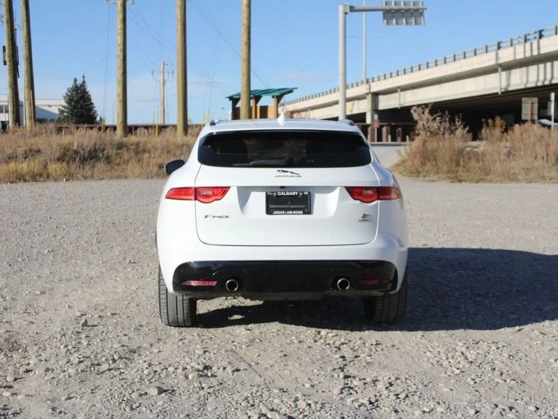 2019 Jaguar F-Pace - Image 5 of 20