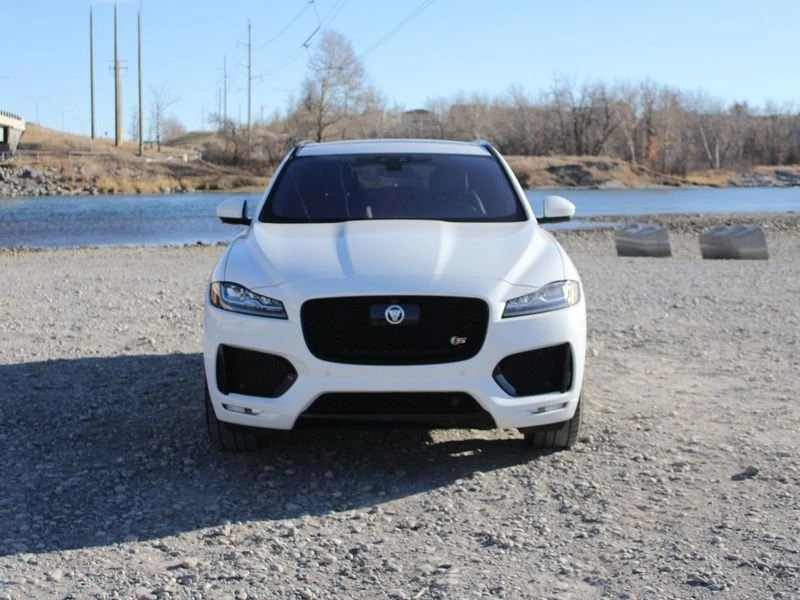 2019 Jaguar F-Pace - Image 2 of 20