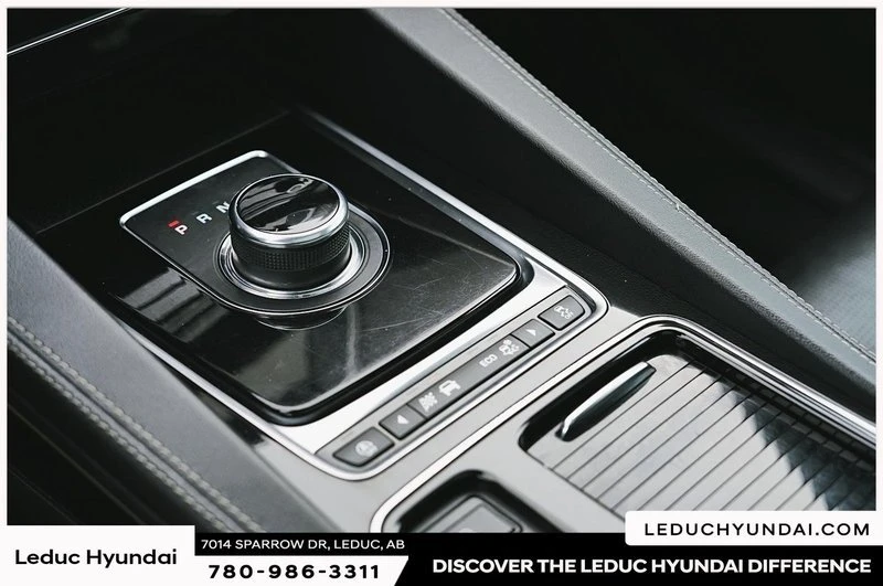 2019 Jaguar F-Pace - Image 14 of 18